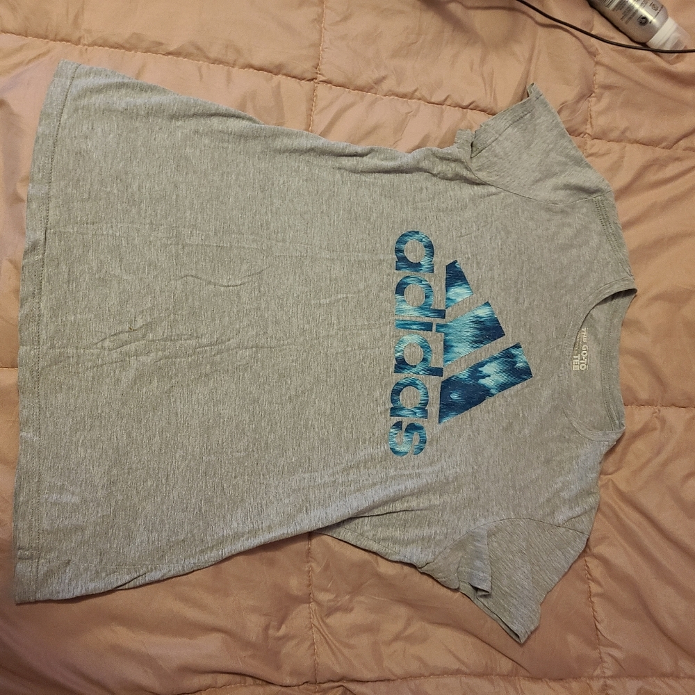 Adidas the go to tee size medium